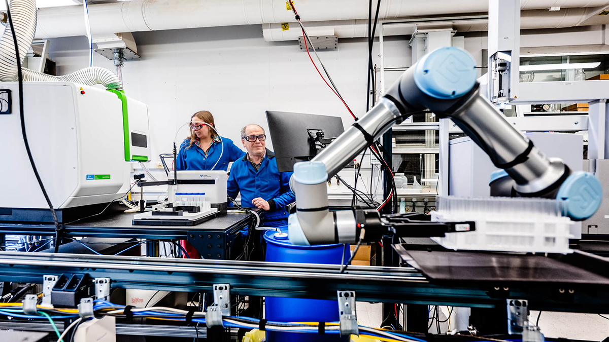 Argonne Uses AI and Robotics for 6,000 Battery Experiments