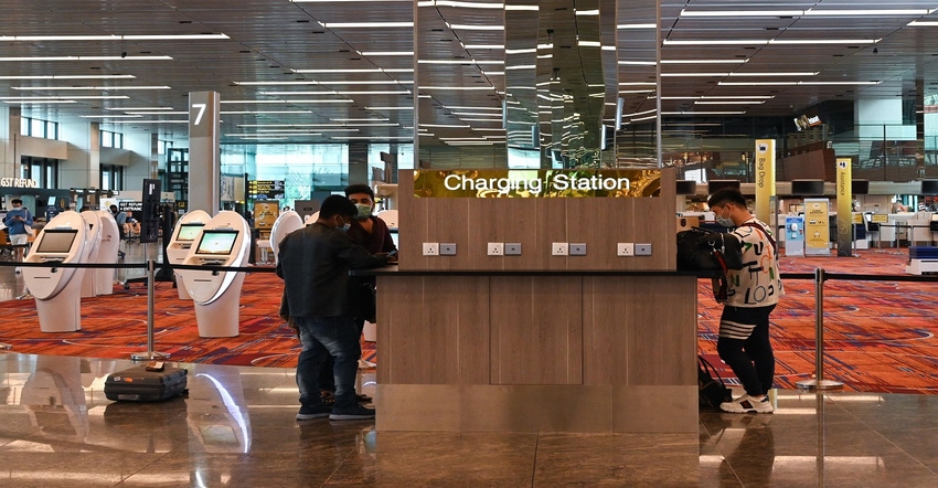 GettyImages-airportchargingstation1230463077 (1).jpg