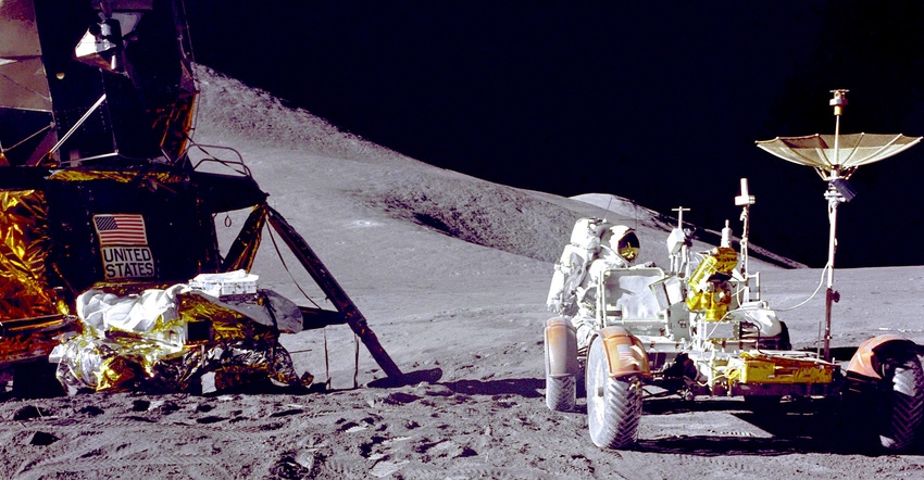 Apollo 15 lunar rover.jpeg