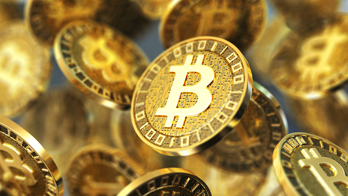 People who invested $1 in Bitcoin in 2013 would have stunning profit today  as prices reach all-time high