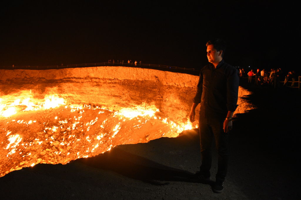 yellow GATE HELLS イエロー GettyImages-1239885272.jpg
