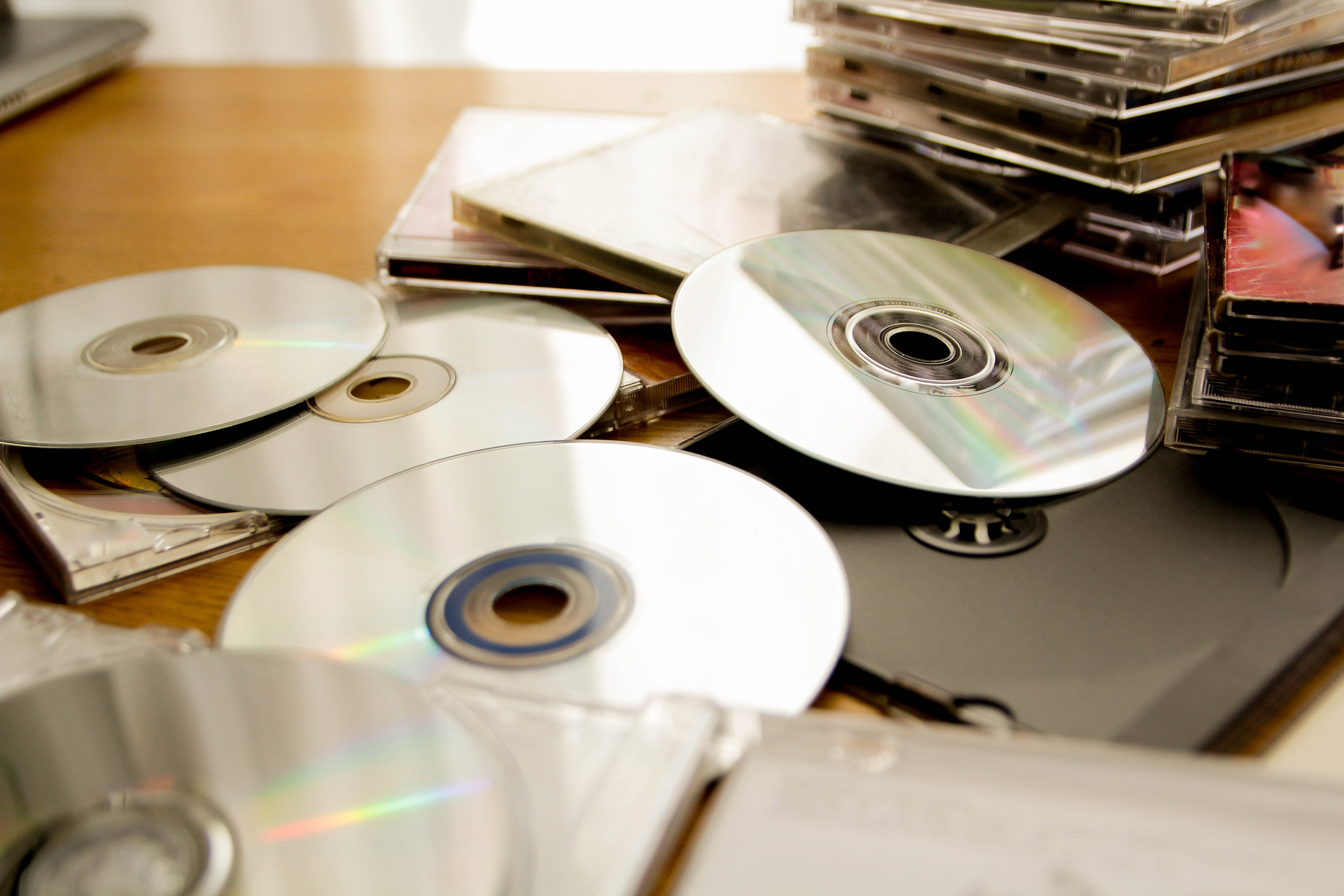 Scientists create DVD-shaped disc that can hold more movies