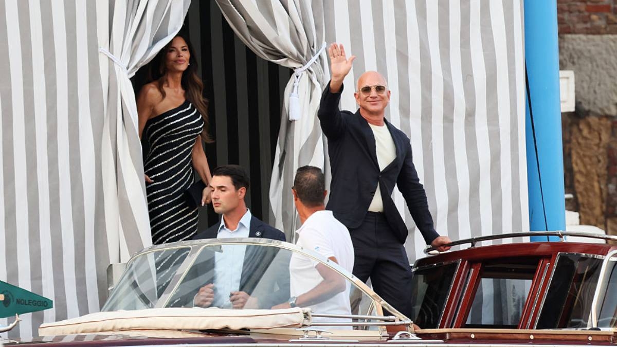 Bizarre reason Jeff Bezos was forced to change the venue of his $20,000,000  wedding