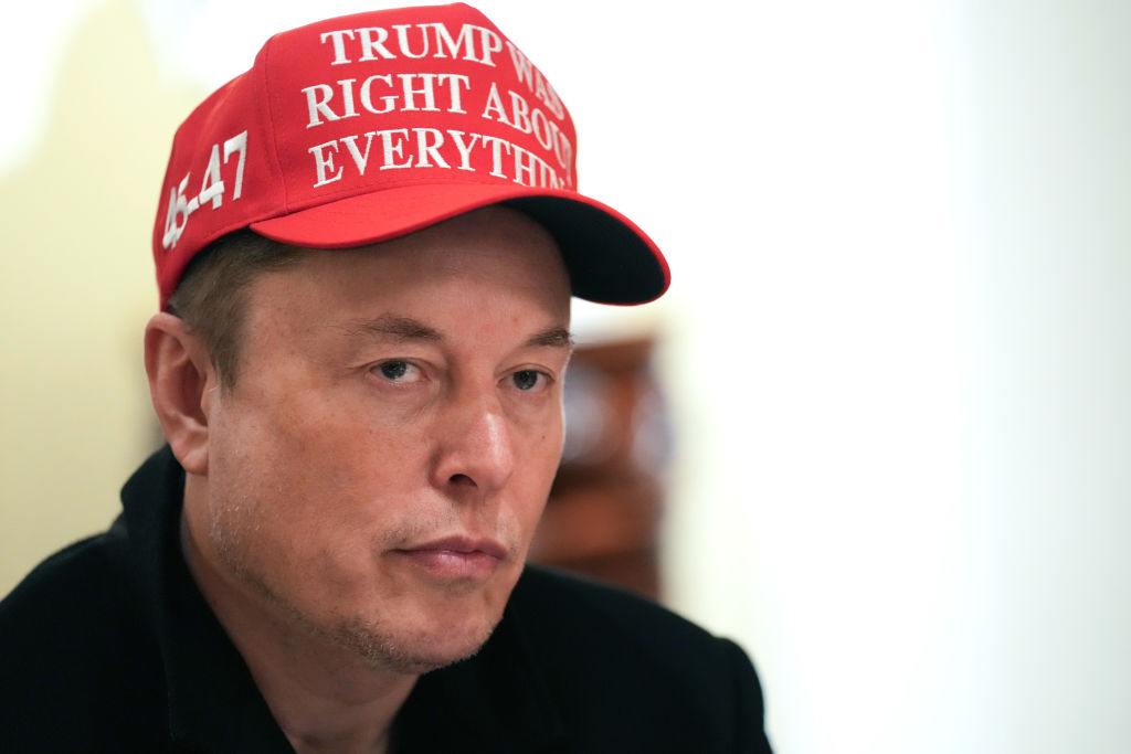 Devastated' Elon Musk reacts after the billionaire lost $29,000,000,000 in one  day - Tech News - UNILAD Tech