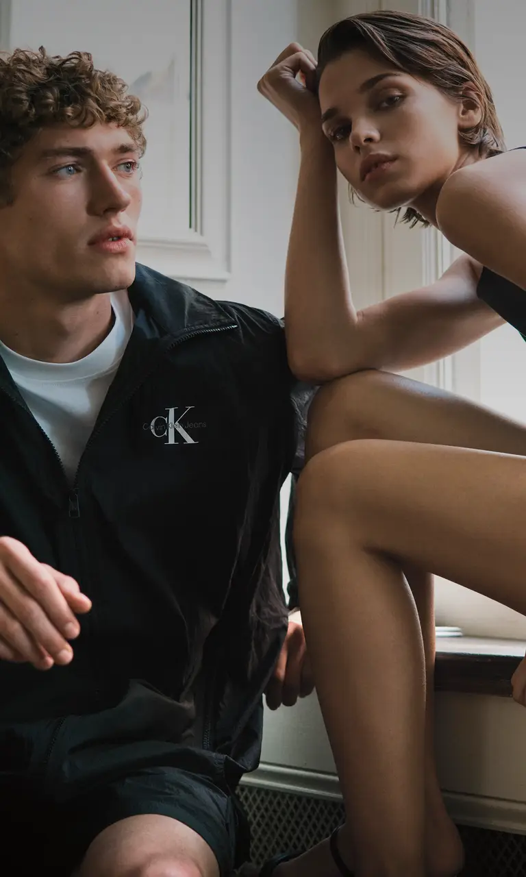 Calvin Klein Sport Pullovers e Malhas para mulher, Comprar online