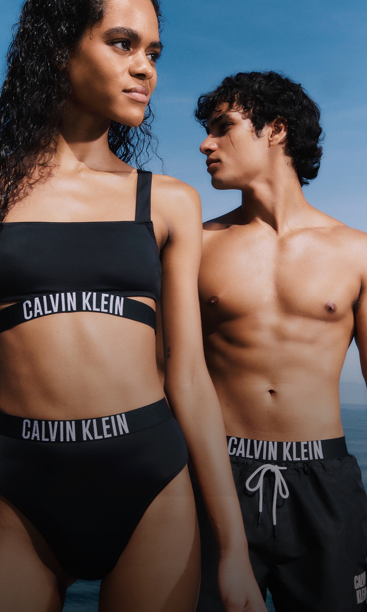 Online Exclusive Unisex Clothes & Accessories | Calvin Klein®