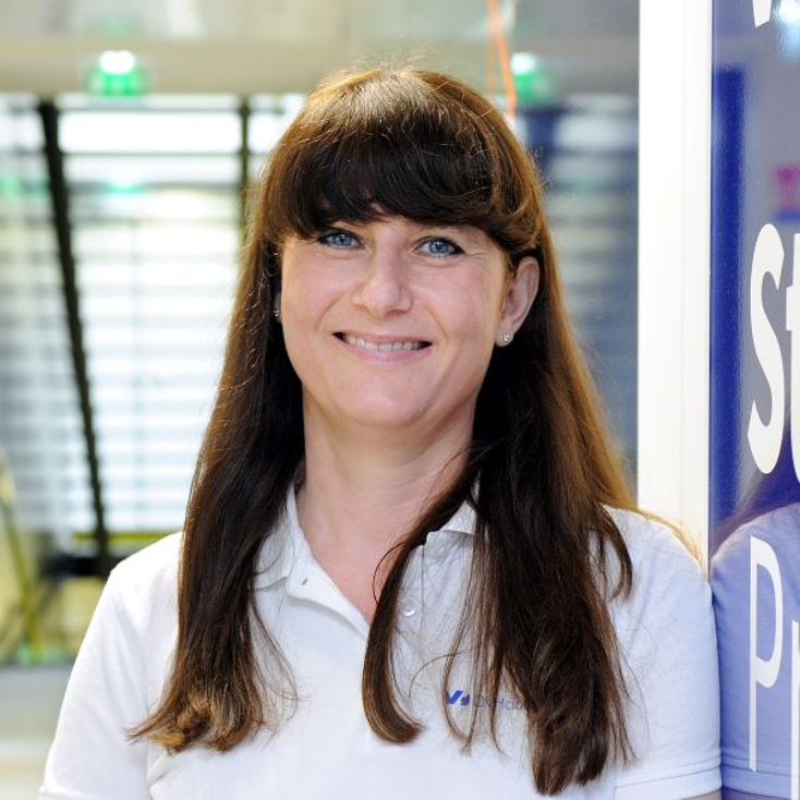 A portrait photo of OVHcloud quantum lead Fanny Bouton. A portrait photo of OVHcloud quantum lead Fanny Bouton.