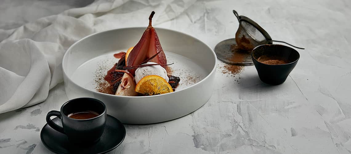 Poached pears in pomegranate juice