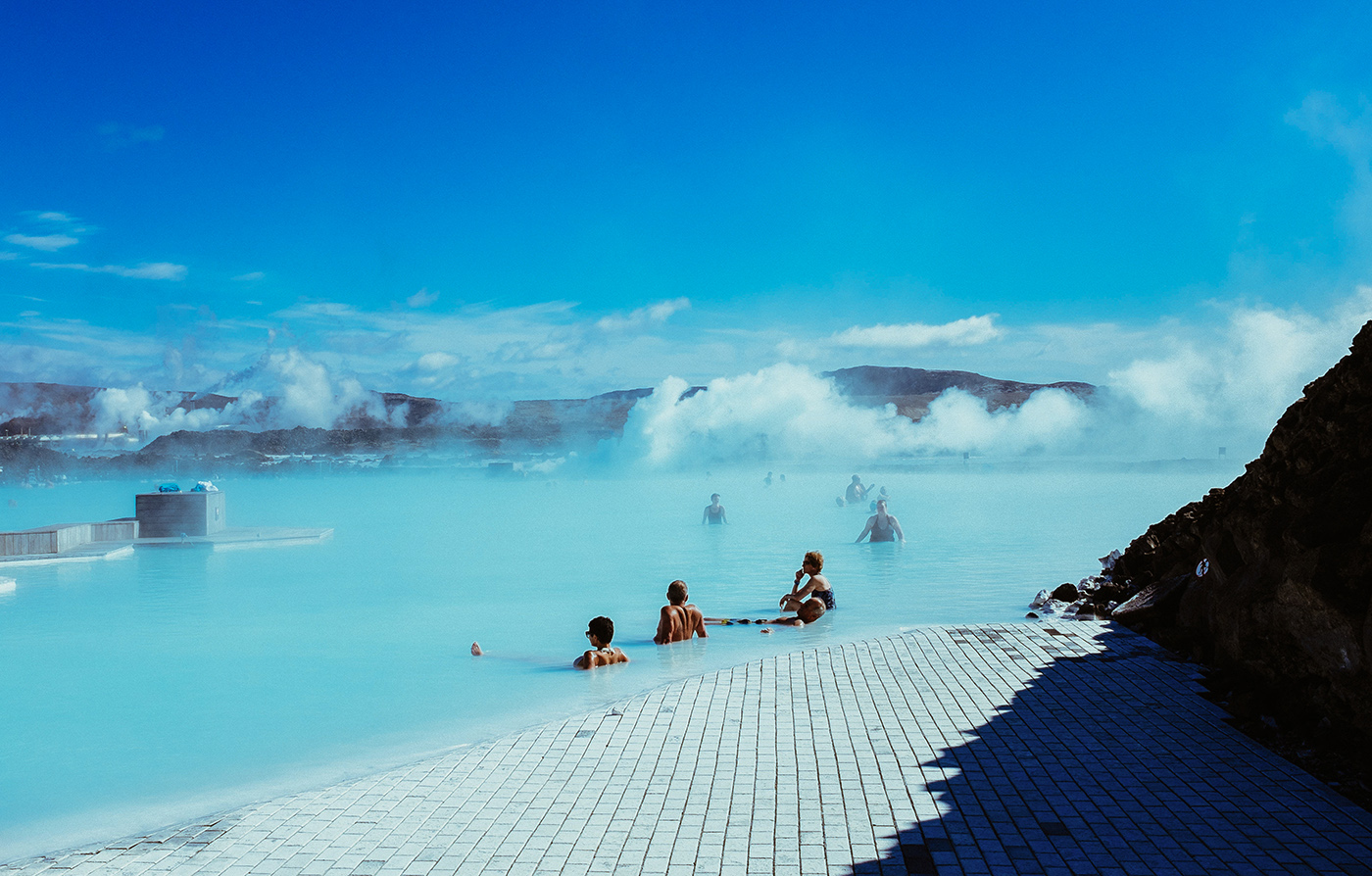 Have a spa experience and discover the captivating beauty of the Blue Lagoon. 