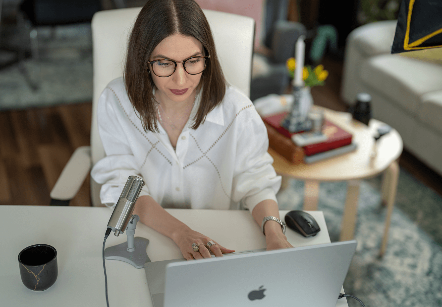 blog body image 2 - 15 remote working communication tips for team managers