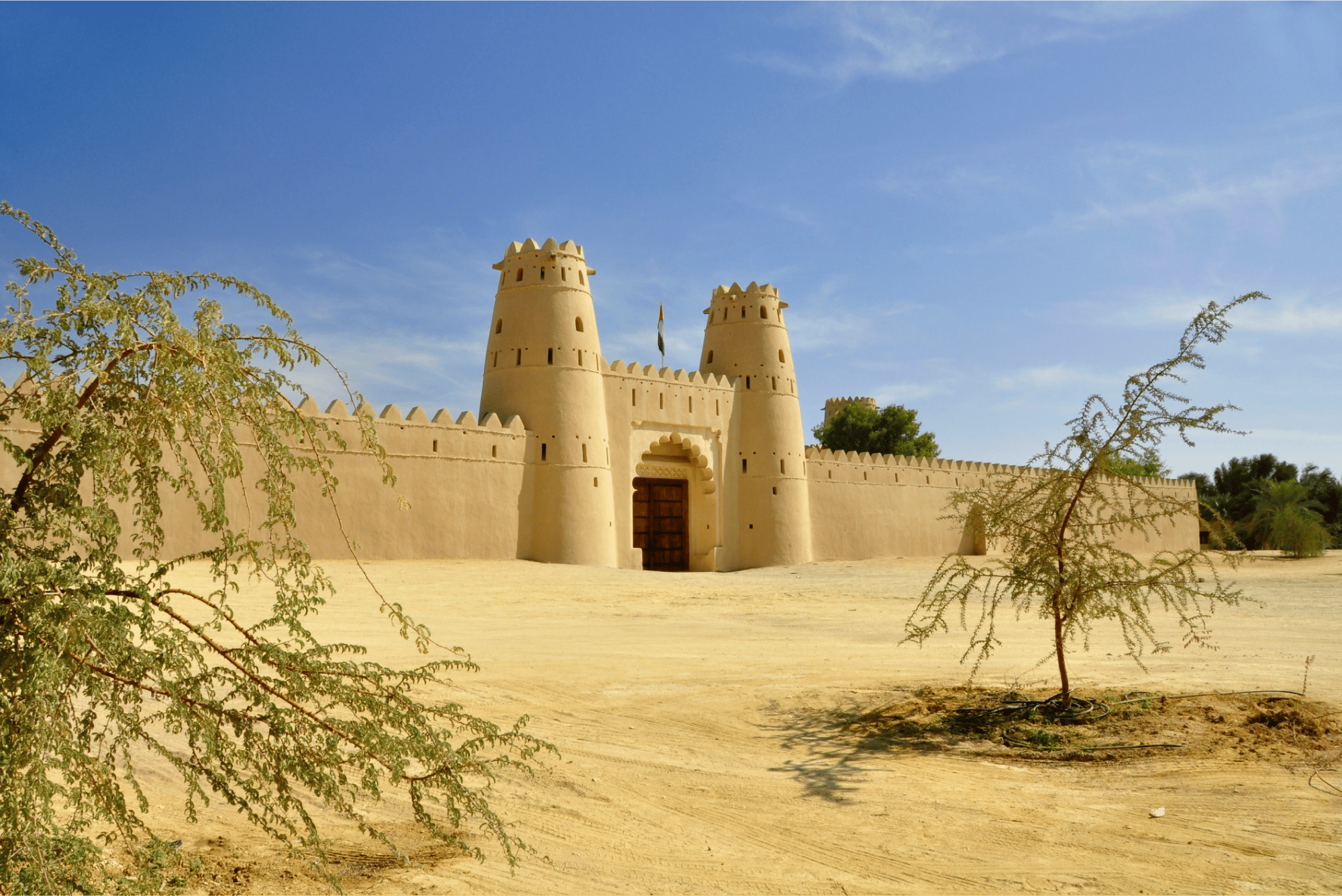 uae-employee-benefits-compensation-featured