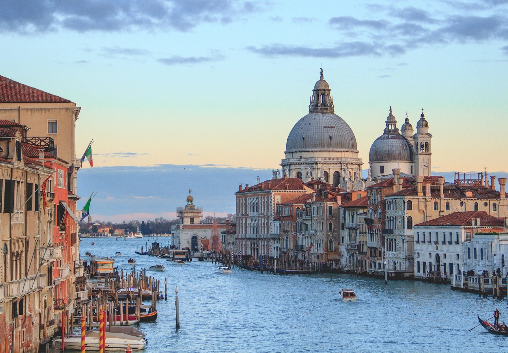 employment-laws-italy-compliance-featured