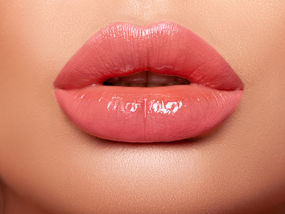Labios sensuales y femeninos