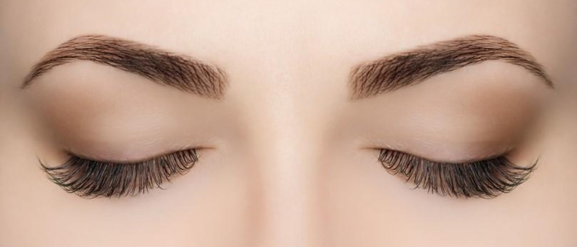 Cómo depilarse las cejas con cera