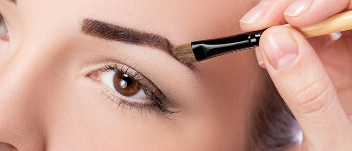 Épilation : Conseils de mise en forme des sourcils
