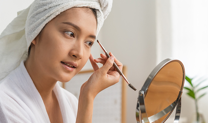 Tips Membentuk Alis
