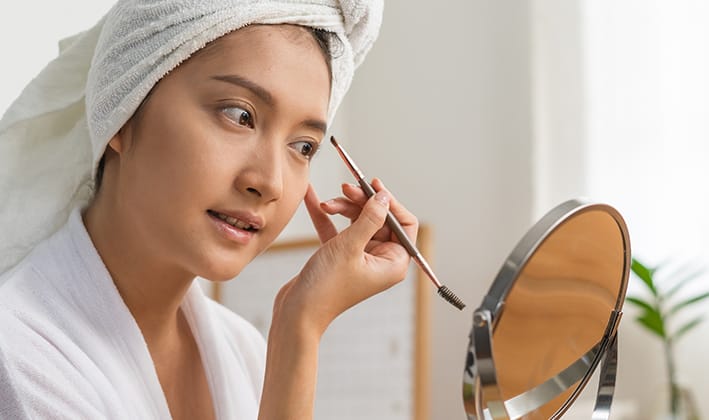 Tips Membentuk Alis