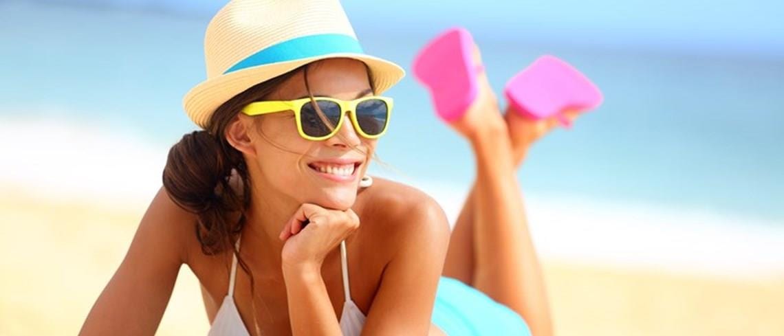 Veet Femme Sourire Plage