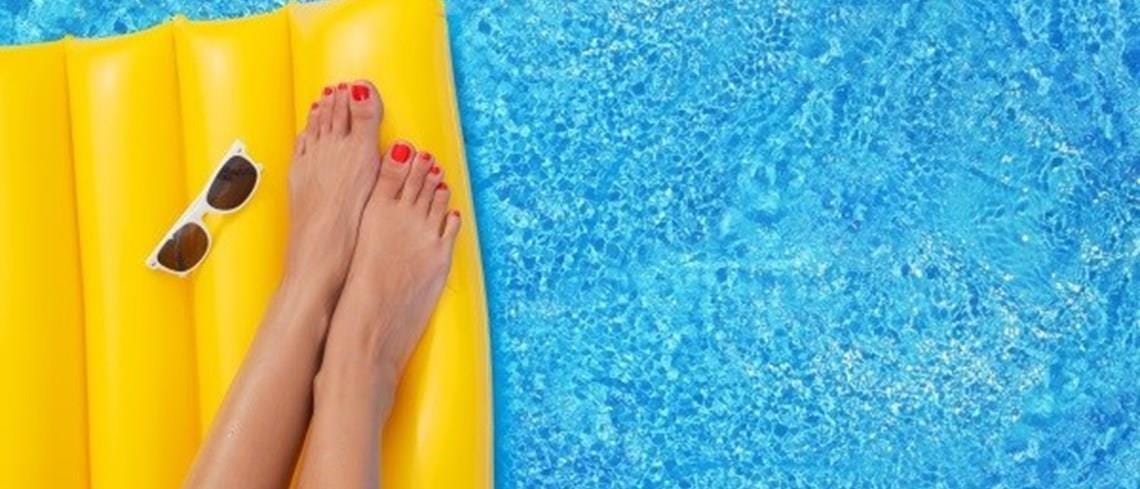 Using hair removal cream on legs