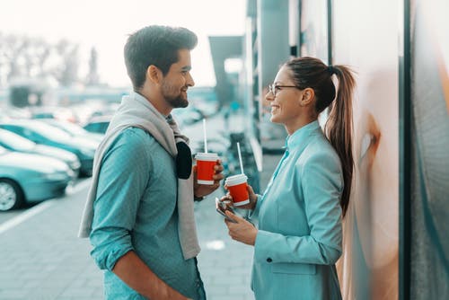 Crush op collega: moet je baas het weten?