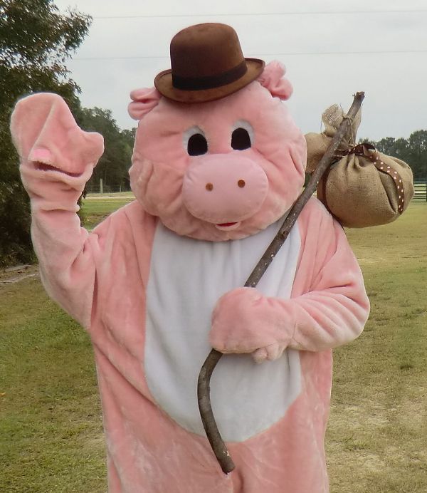 Mascot Promotes Pork Industry at North Carolina State Fair