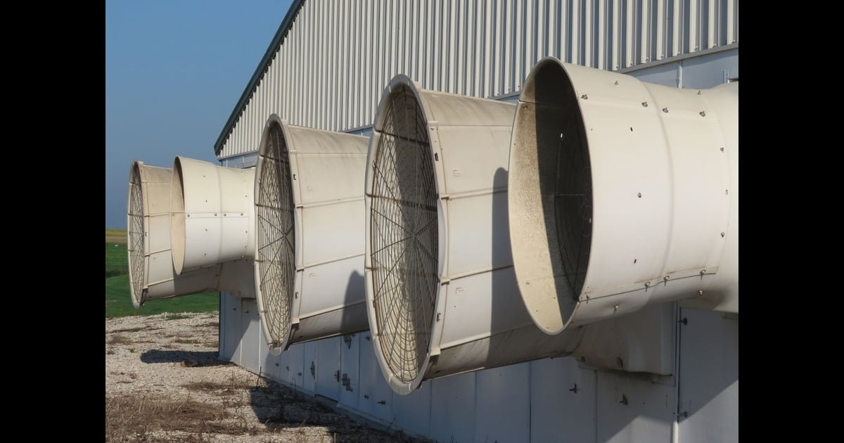 Nylon tear-resistant fan sock most effective for biocontainment
