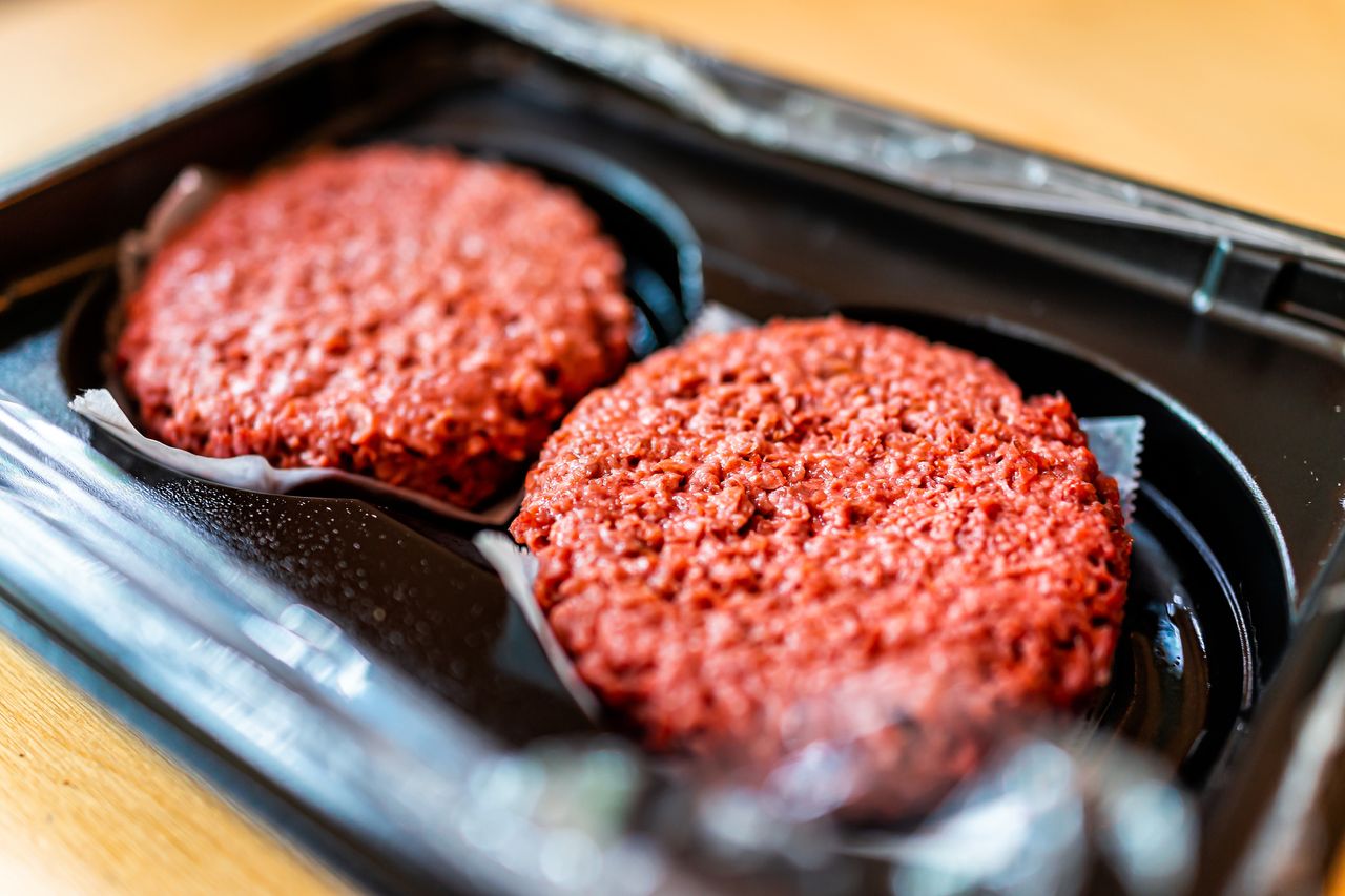 Integrity Meats Gov. Reynolds signs Iowa Meat Integrity Bill