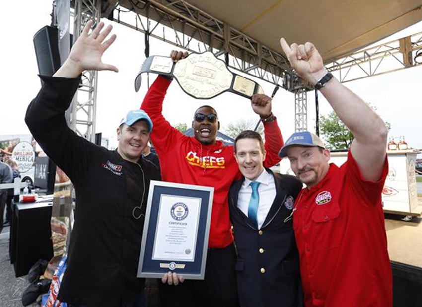 Smithfield sets world record for largest grilling lesson