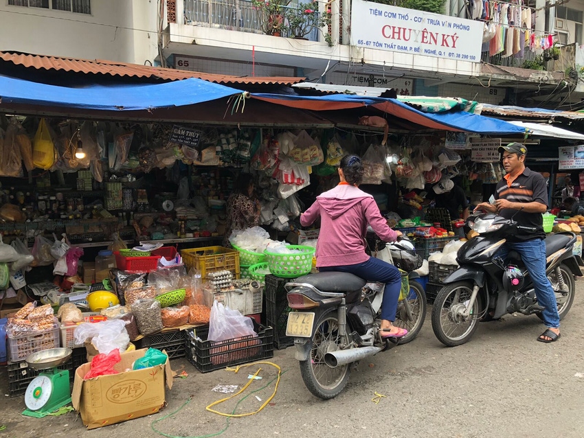NHF-NPB-Vietnam Wet Market-0.jpg