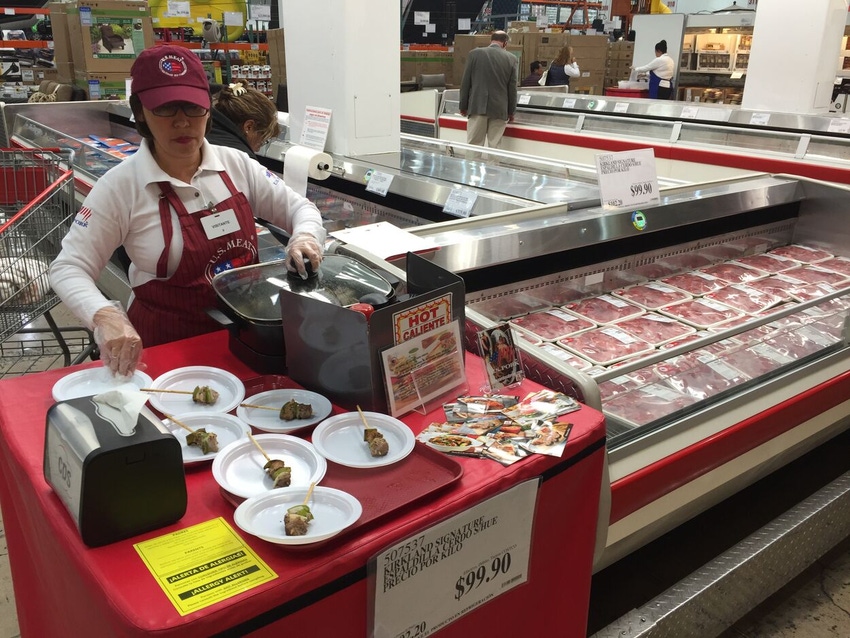 U.S. Pork products being served in a Mexican Retail Store.jpg