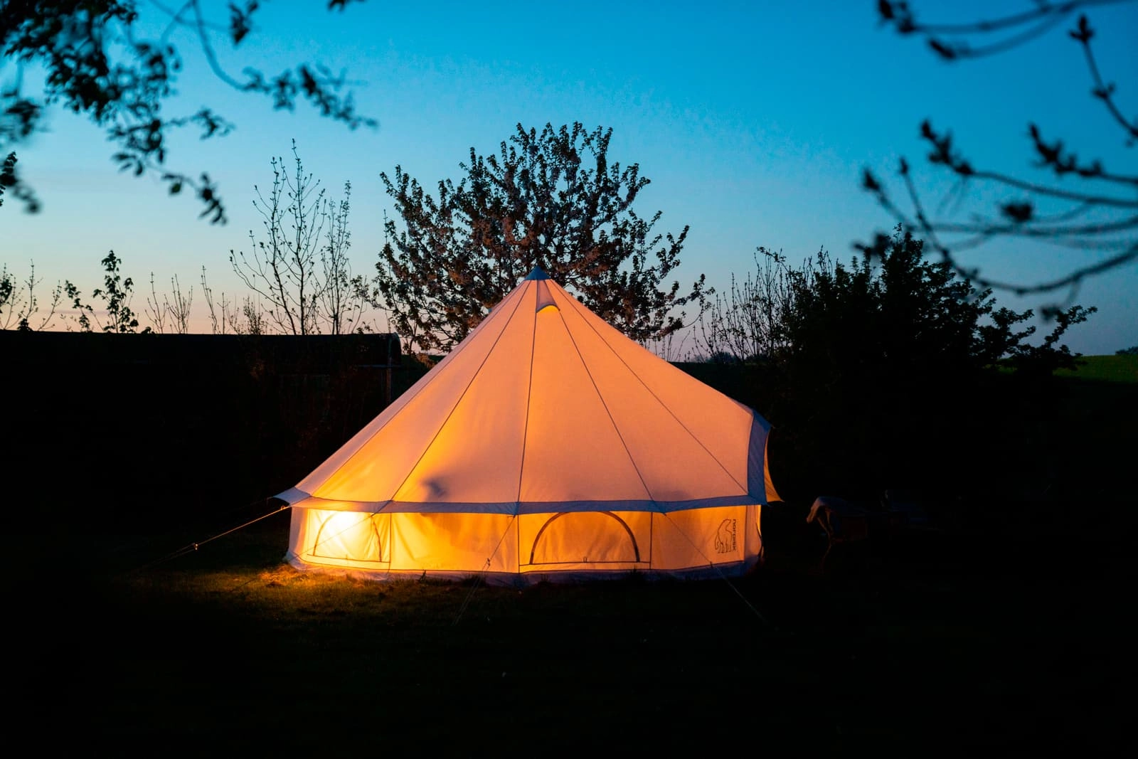Oplev glamping i et telt i naturen ved at tilmelde dig Clevers nyhedsbrev