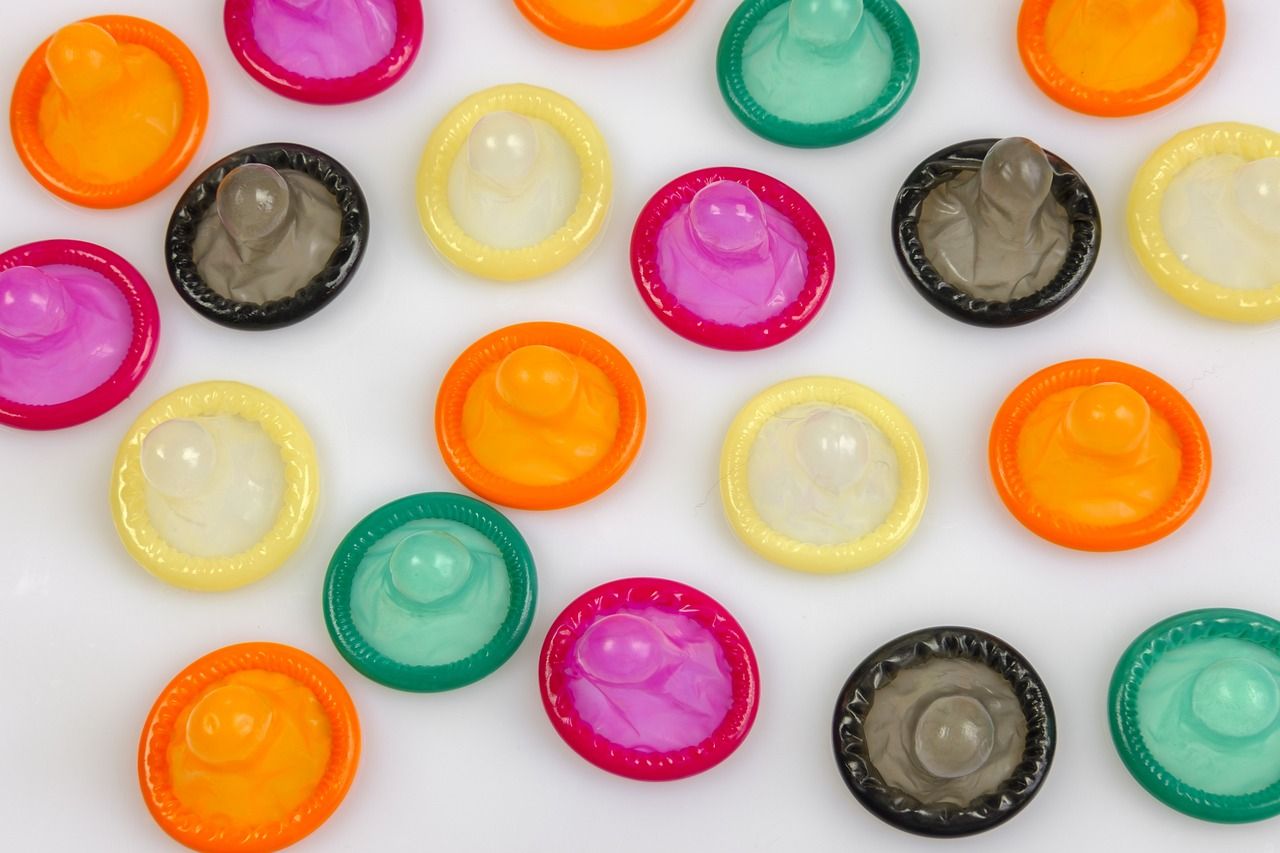 How to Choose the Best Condoms for a First-Time Sex