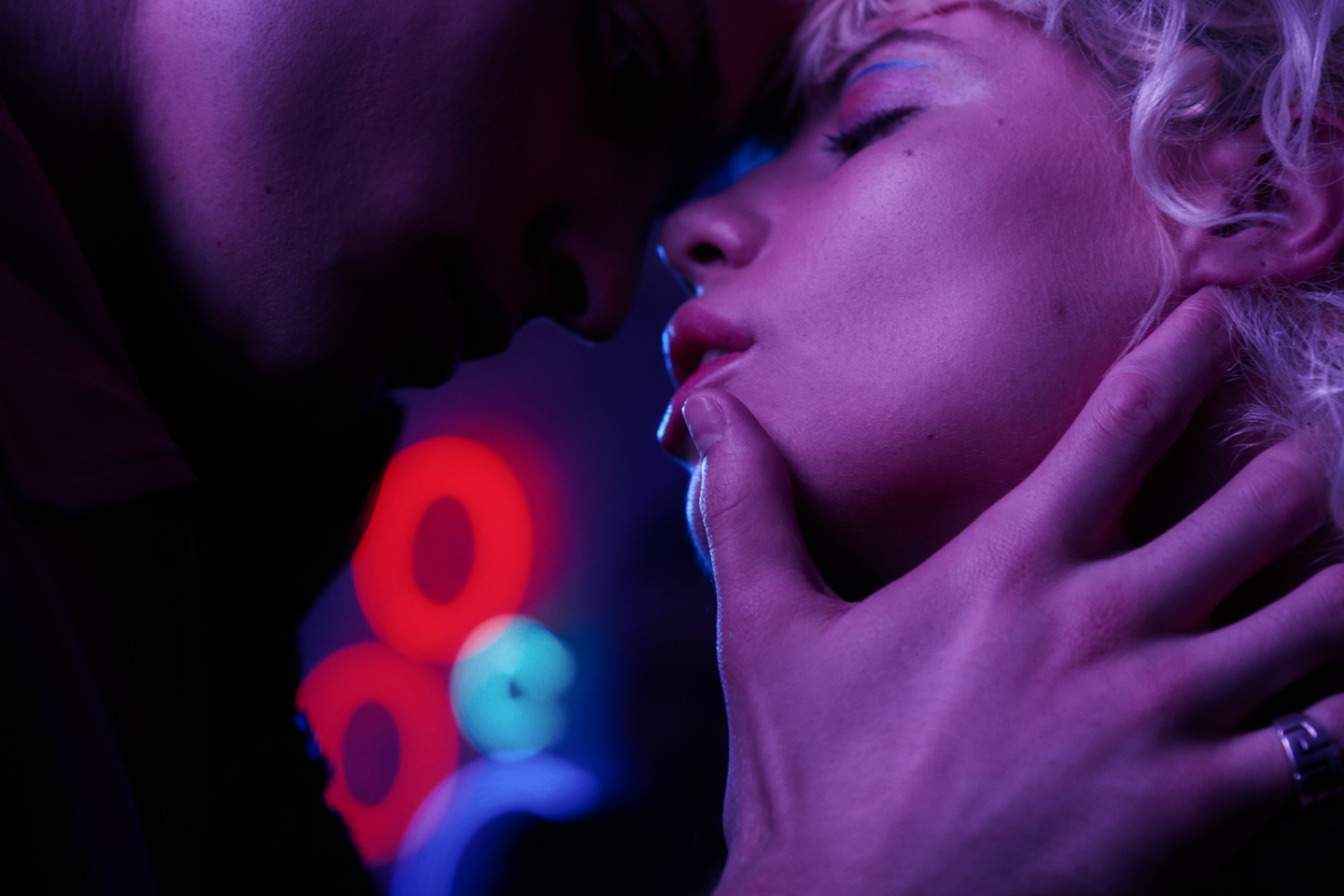 Spit Or Swallow: What Happens If You Swallow Semen?