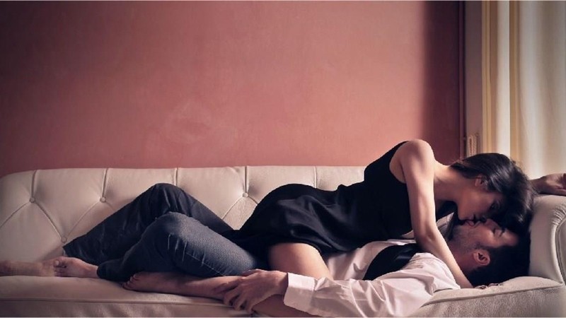 Back to Basics: How to Give a Hand Job Your Man Won’t Forget