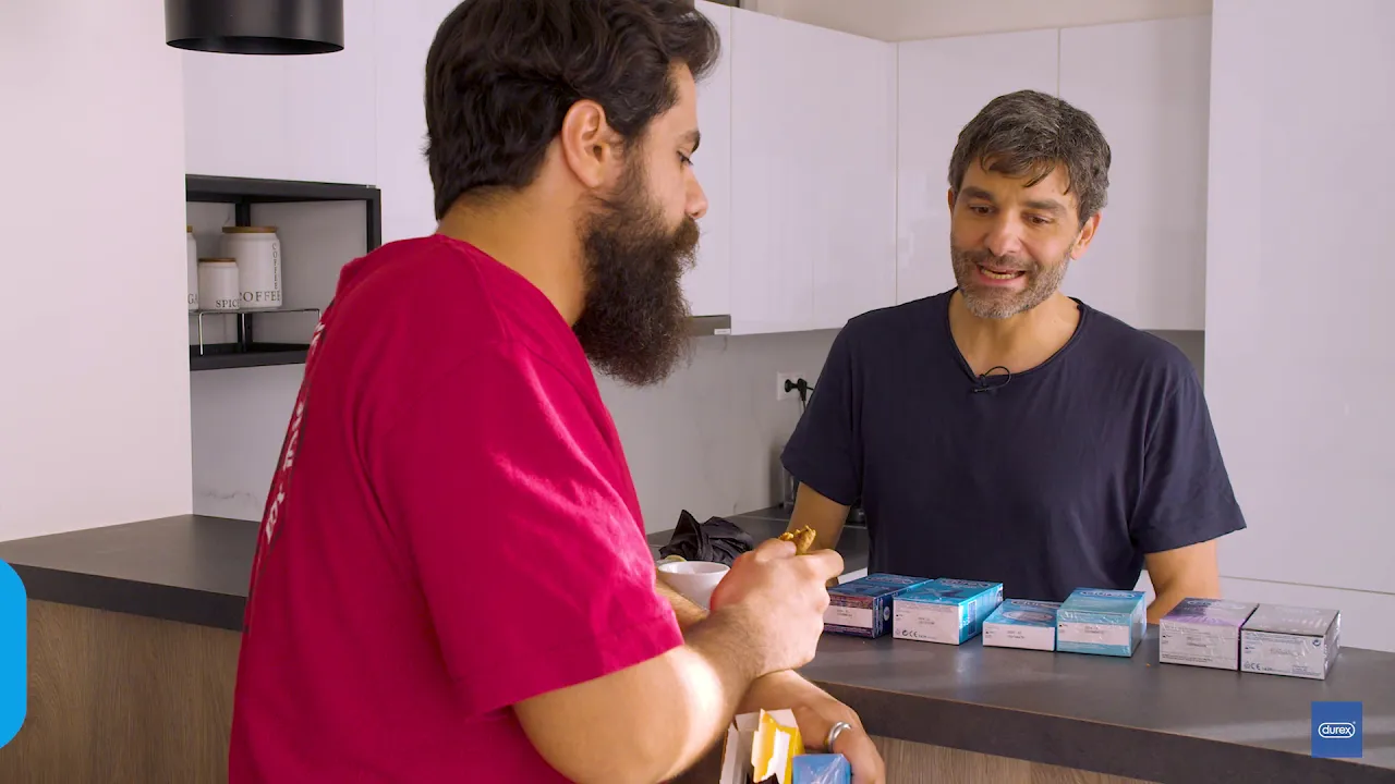 Ο Πέτρος Λαγούτης & Thanasis Passas: Durex για όλα τα γούστα!