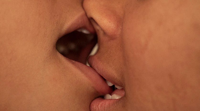 Qu'est-ce que l'ocytocine, l'hormone de l'amour… et du désir ?