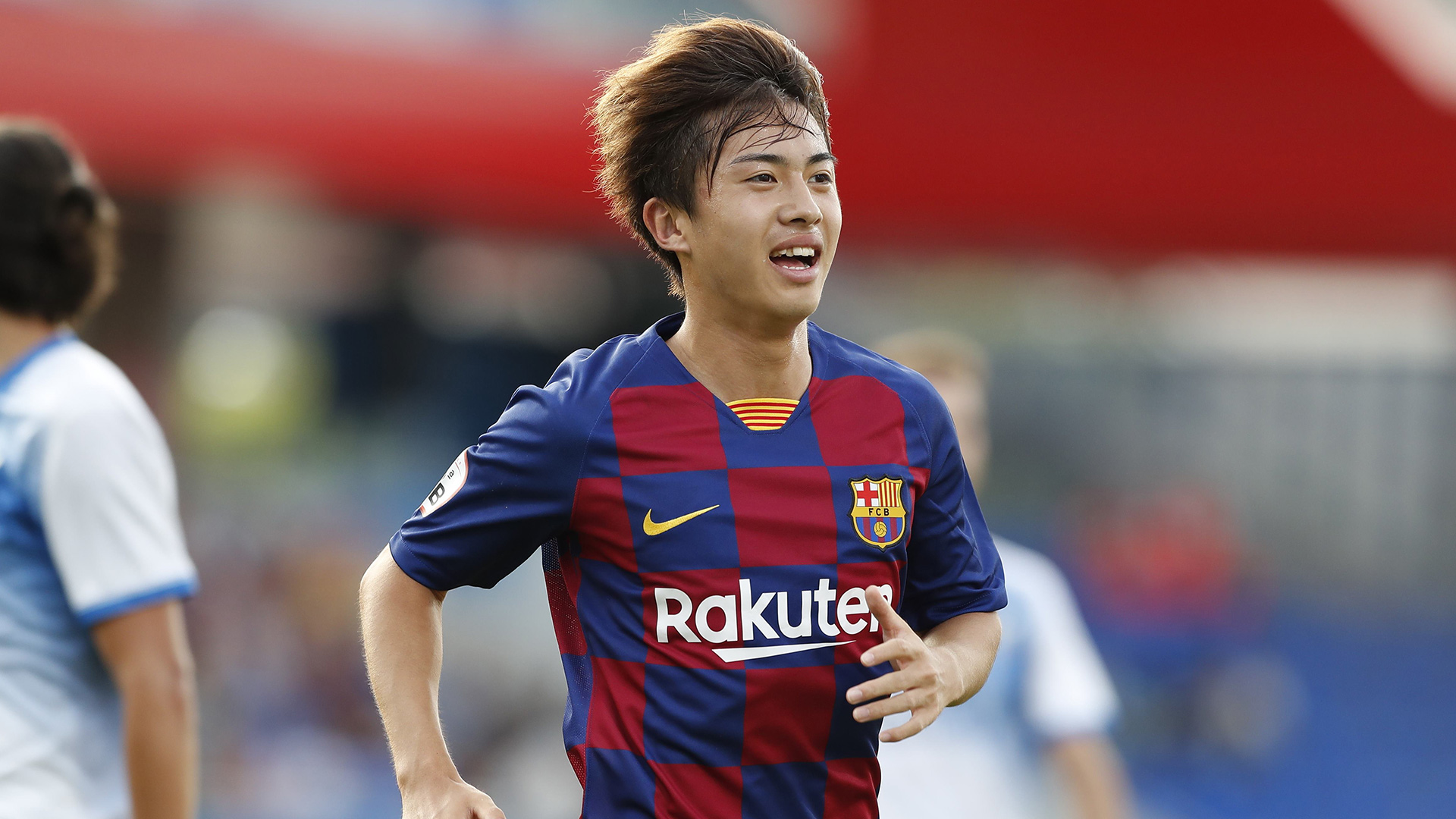 バルサb安部裕葵が移籍後初の1試合2ゴール 左足の豪快ミドルが決勝点に Goal Com バルサb安部裕葵が移籍後初の1試合2ゴール 左足の豪快ミドルが決勝点に Goal Com