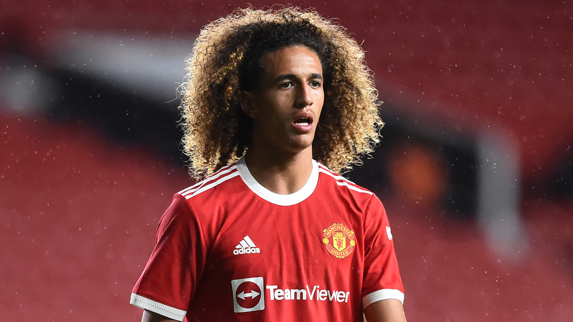 Manchester United teen star Mejbri makes Ronaldo