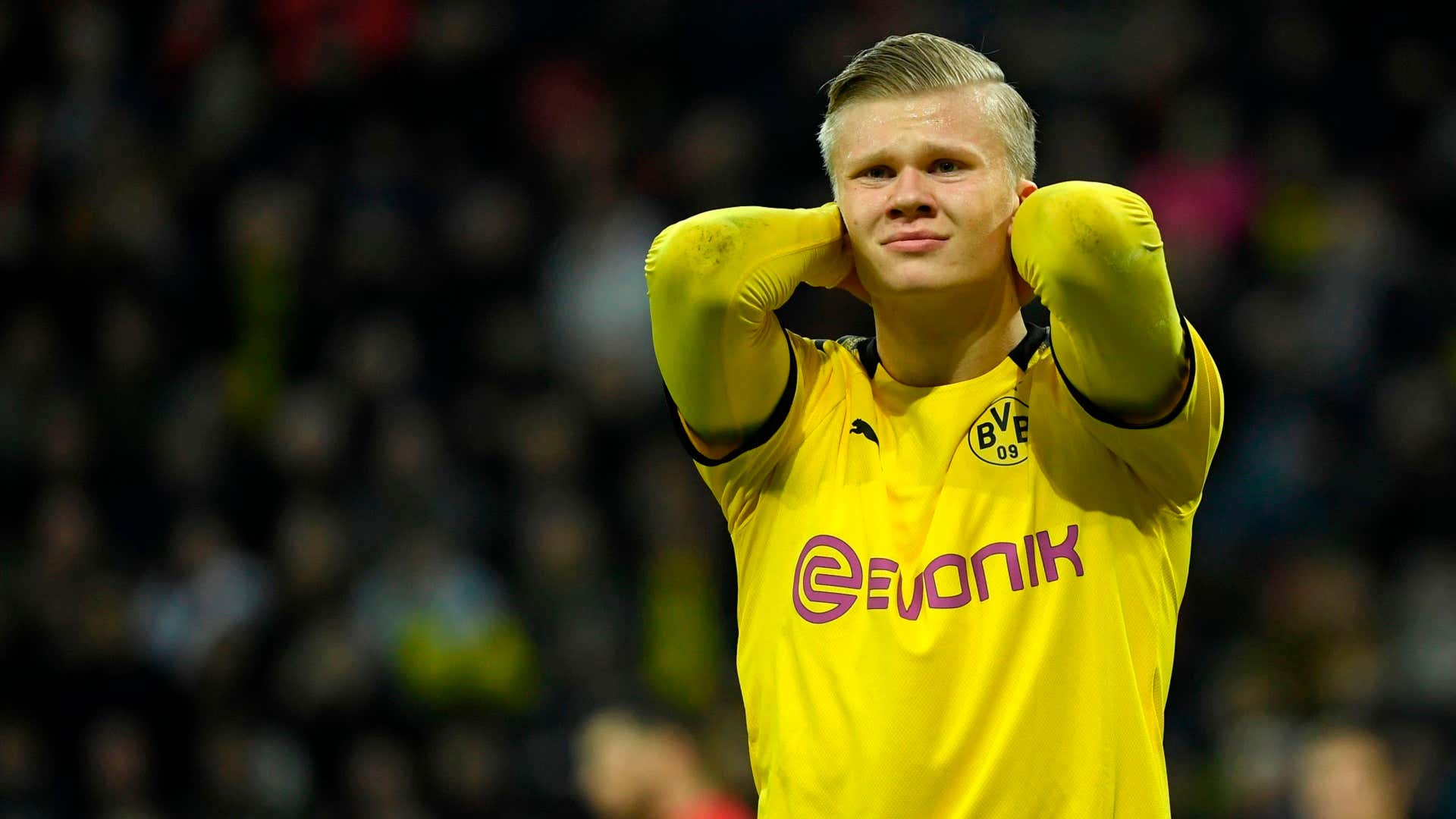 タイトルに手が届かず 落胆のドルトムントfwハーランド バイエルンの優勝は最悪 Goal Com タイトルに手が届かず 落胆のドルトムントfwハーランド バイエルンの優勝は最悪 Goal Com