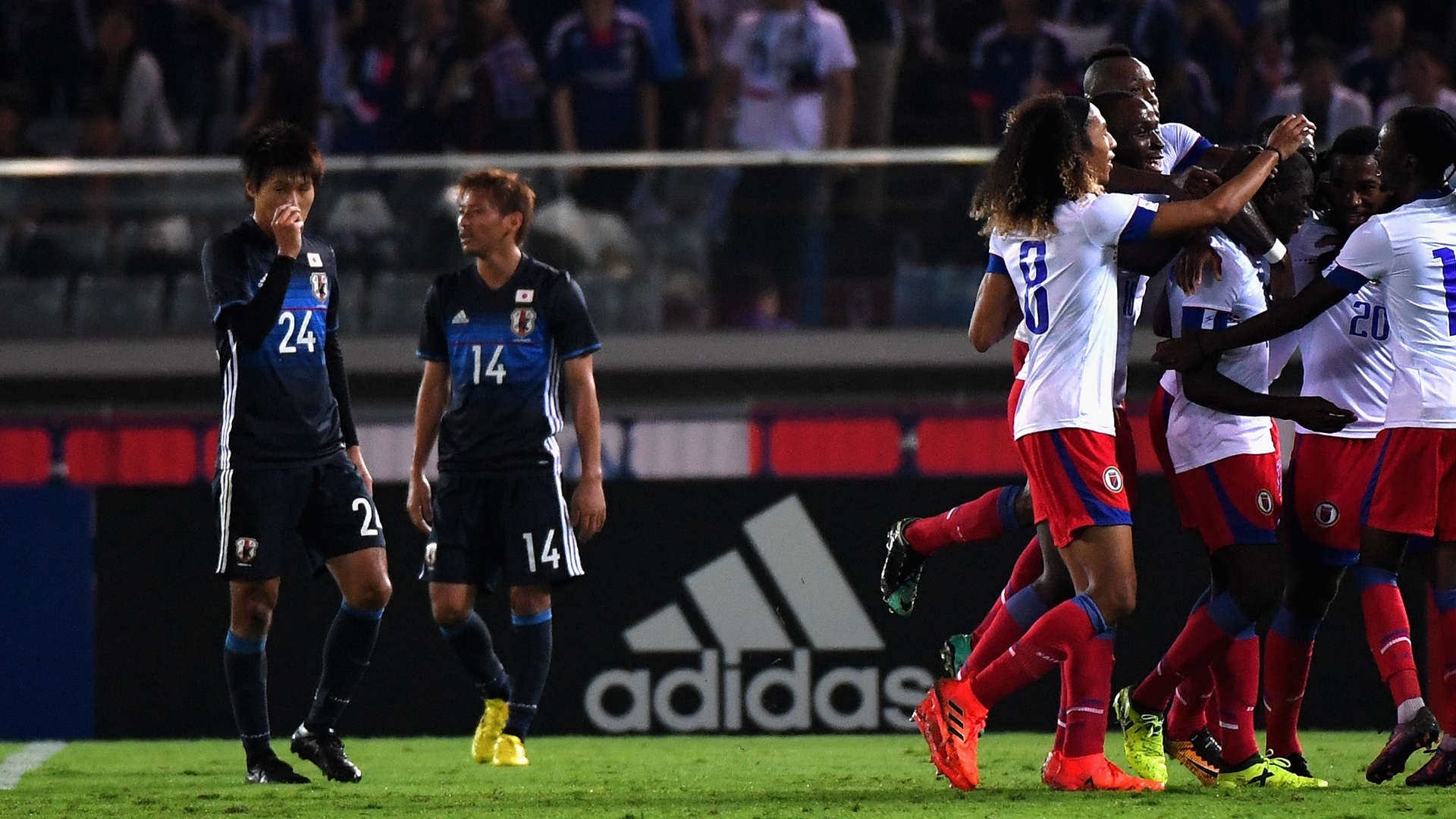 日本代表 ハイチに大苦戦のドロー 2点差から逆転許し欧州組投入で 本気モード も四苦八苦 Goal Com