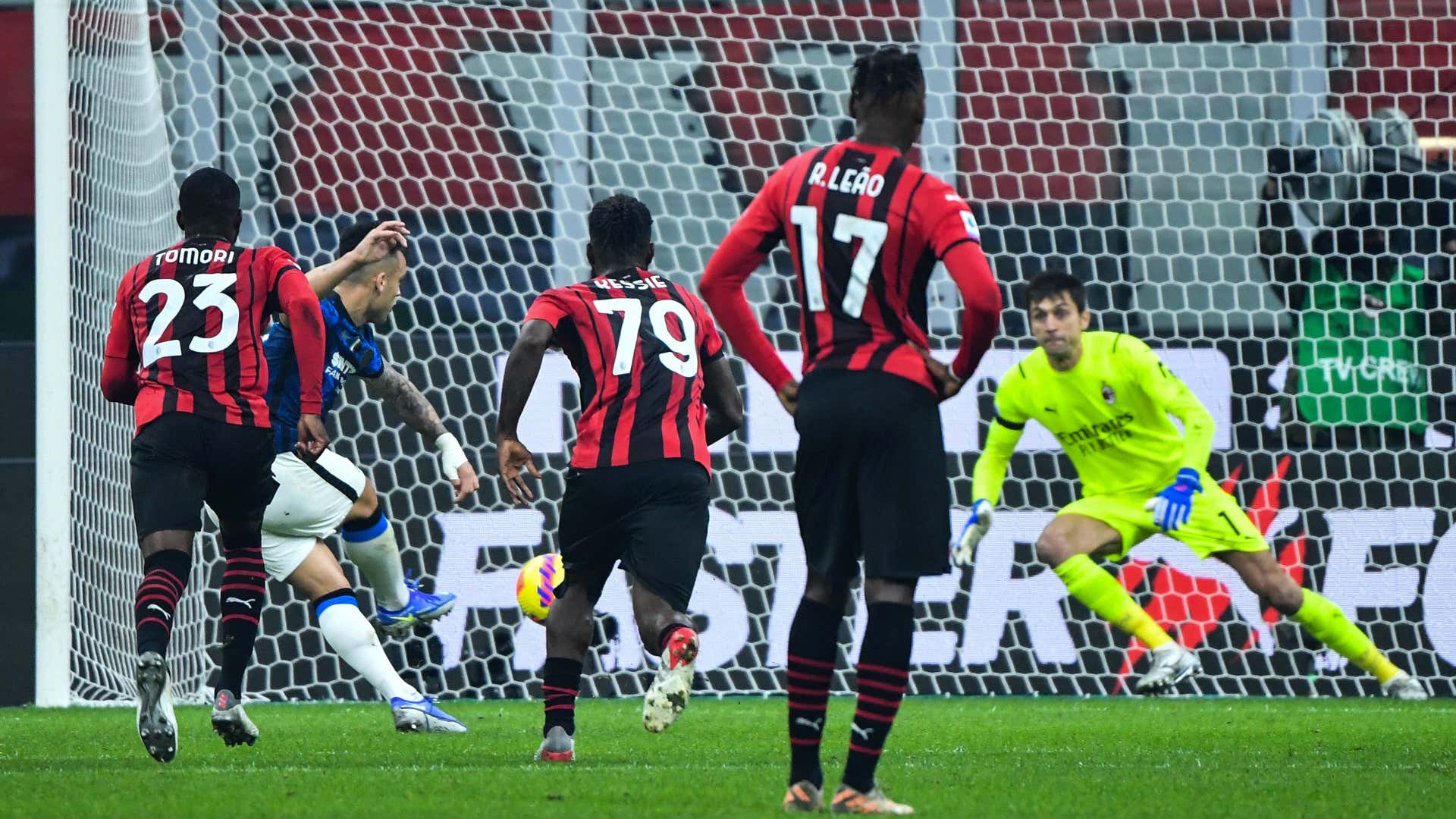 Tatarusanu penalty Milan Inter