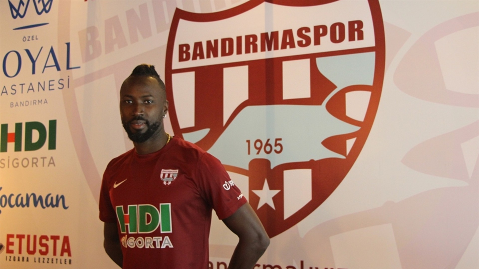 Bandirmaspor Lacina Traore Ile Sozlesme Imzaladi Goal Com