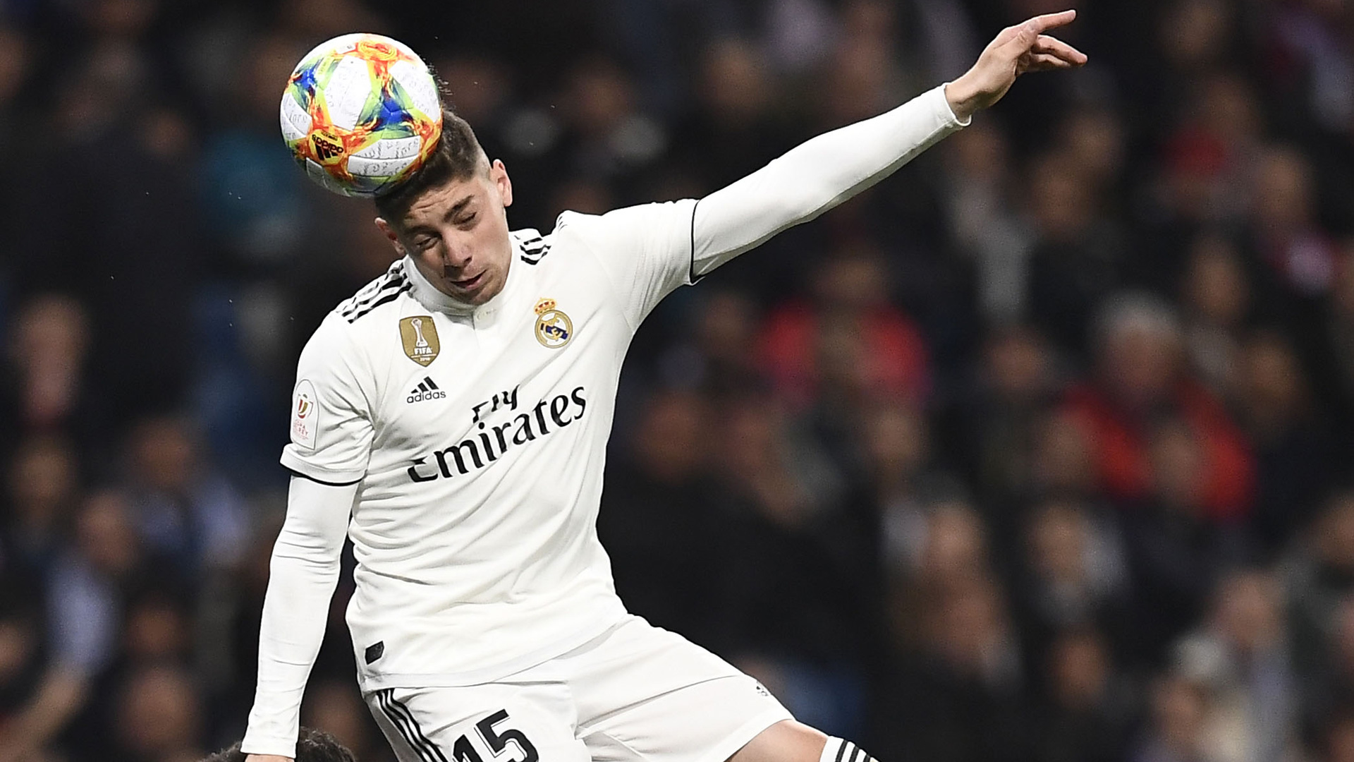 レアル マドリーに新スター誕生か グラナダ戦で躍動の21歳バルベルデ 足が壊れるまで走り続ける Goal Com レアル マドリーに新スター誕生か グラナダ戦で躍動の21歳バルベルデ 足が壊れるまで走り続ける Goal Com