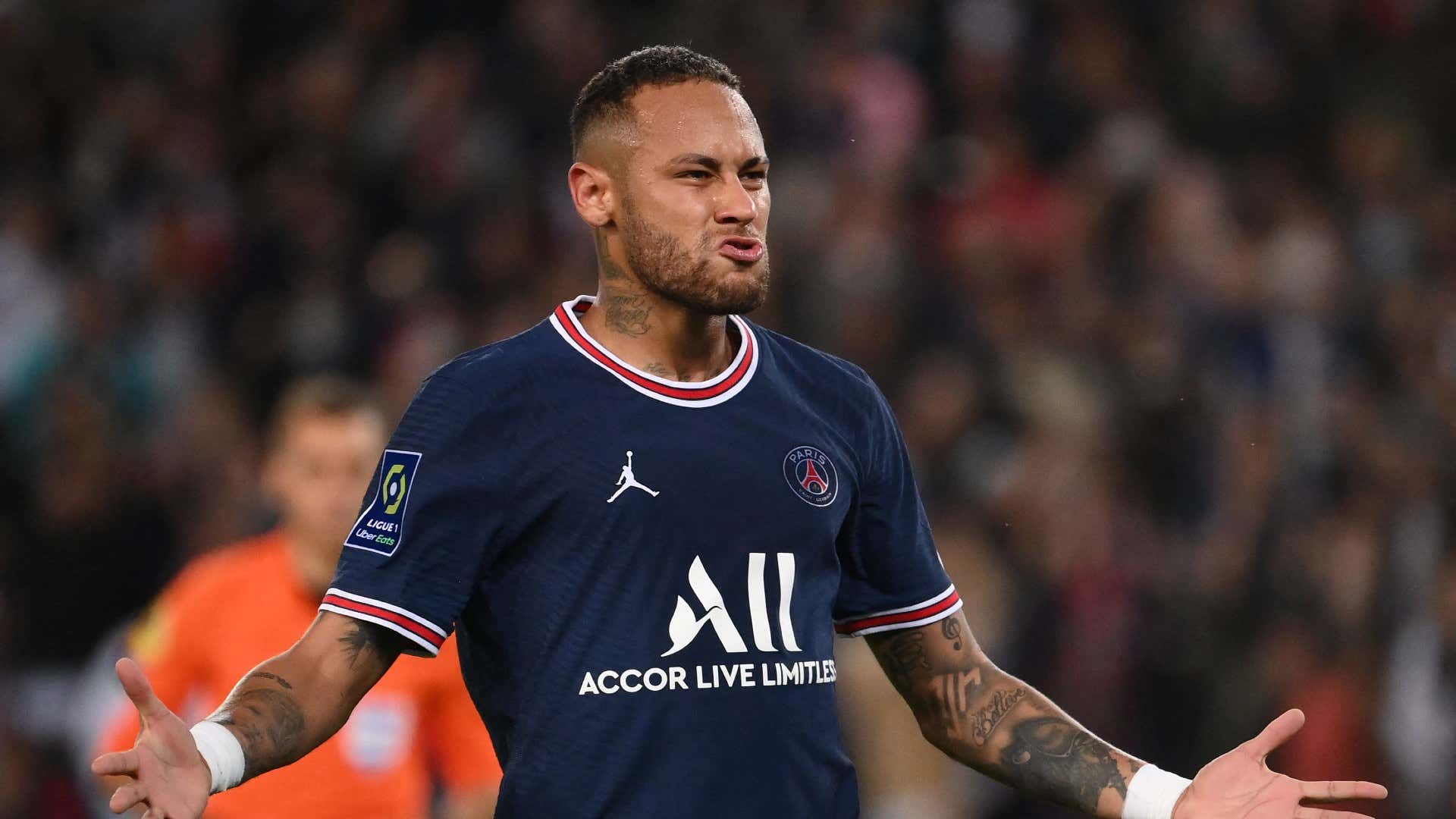 Neymar hits back at critics over party lifestyle