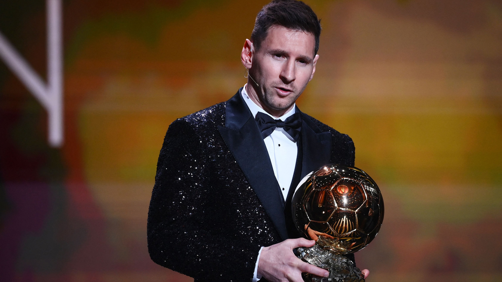 lionel messi remporte son 7e ballon d or goal com