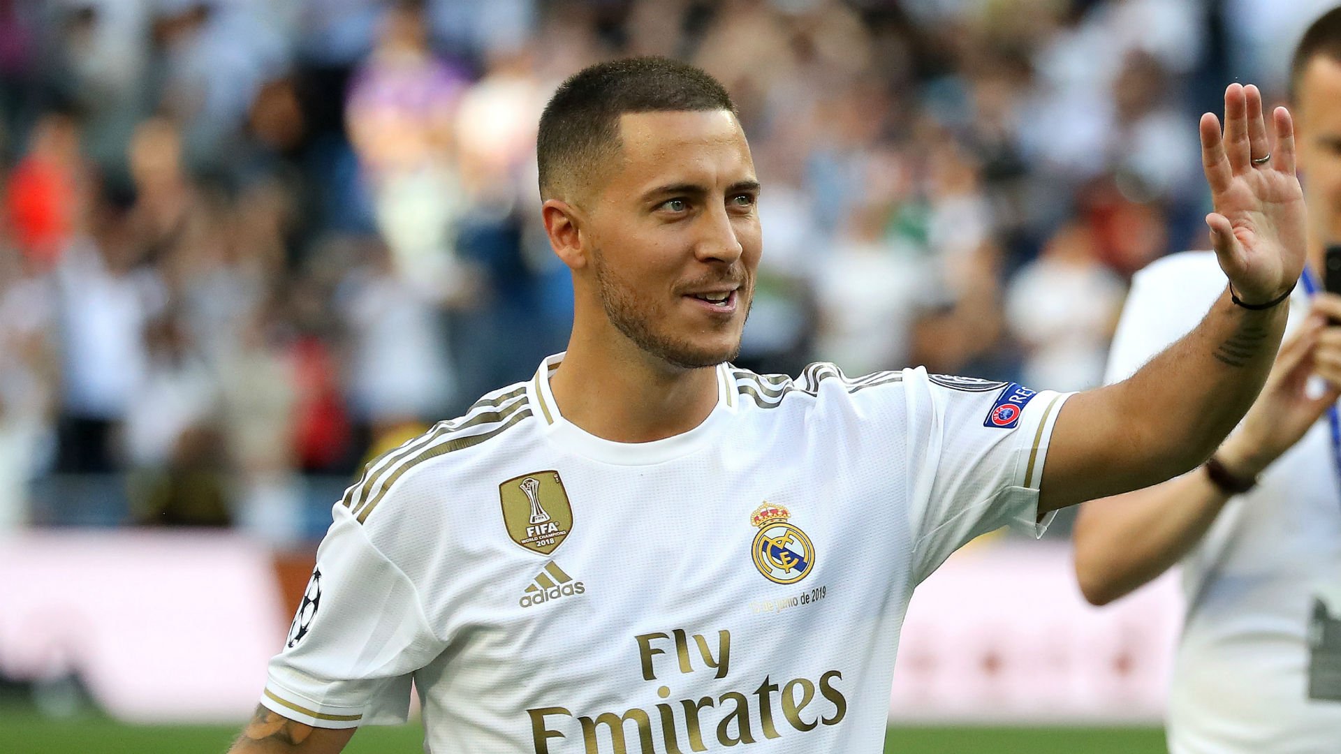 What Is A Galactico Ronaldo Beckham All Real Madrid S Super Signings Over The Years Goal Com