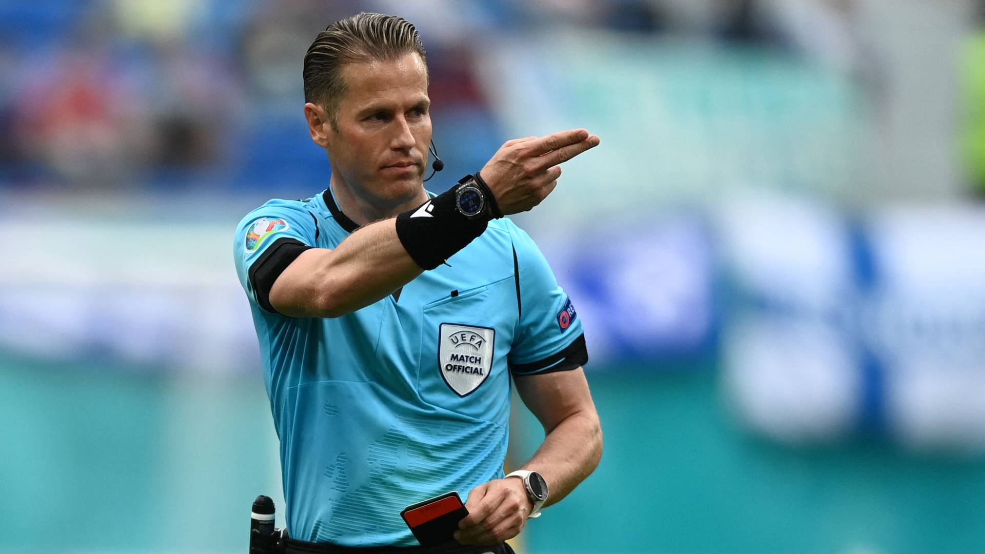 Deutschland Vs England Der Schiedsrichter Im Em Achtelfinale Goal Com