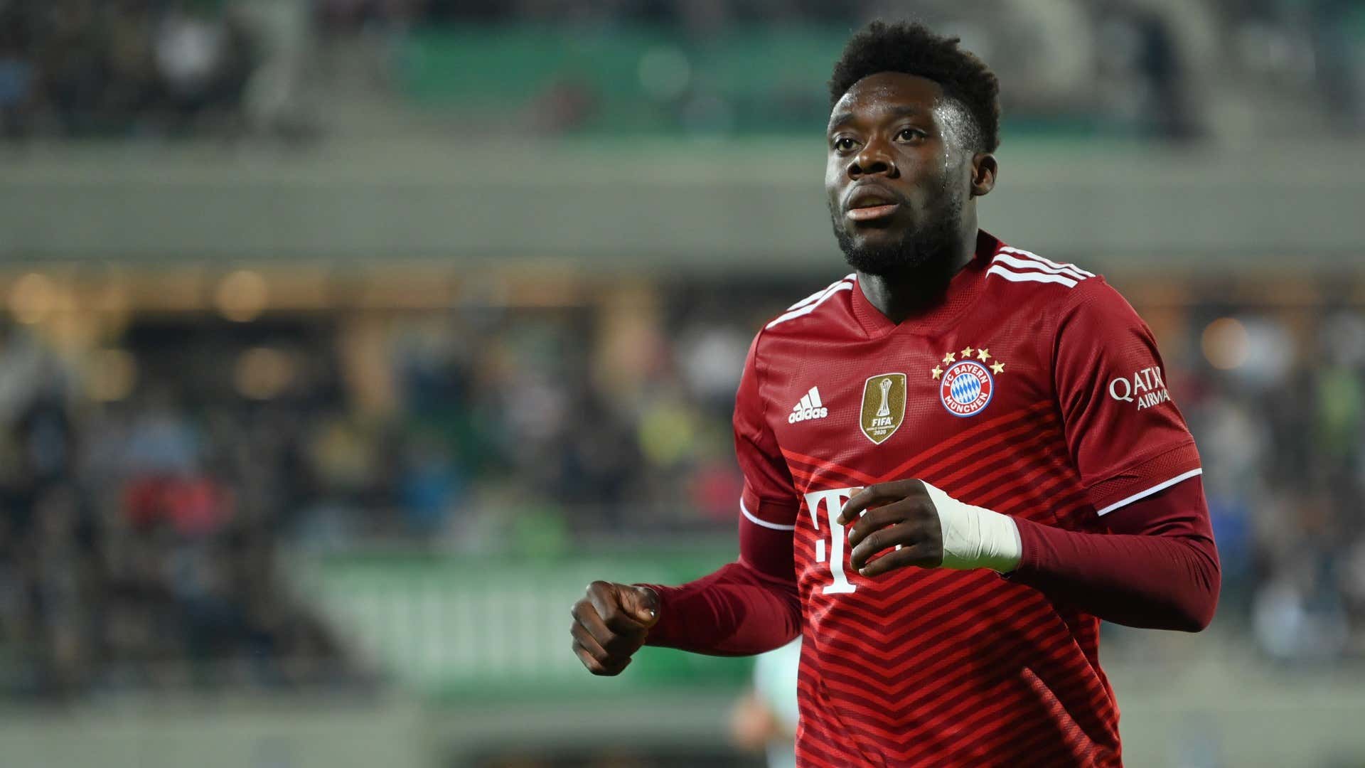 Alphonso Davies Bayern Munich 2021-22