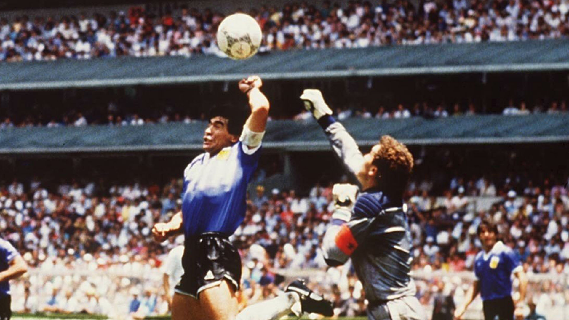 Maradona Had Greatness In Him But No Sportsmanship England Legend Shilton Can T Forgive Hand Of God Goal Com