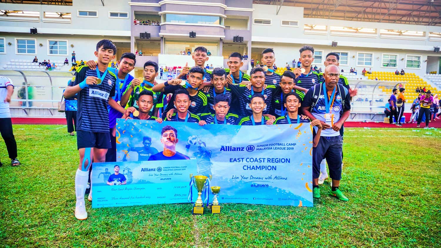 Petra Giant Retain Ajfc Malaysia League Sarawak Title Goal Com